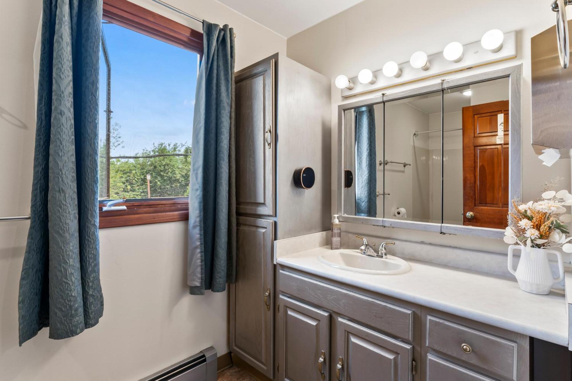 אנקורג' Simple Deluxe Private Room מראה חיצוני תמונה
